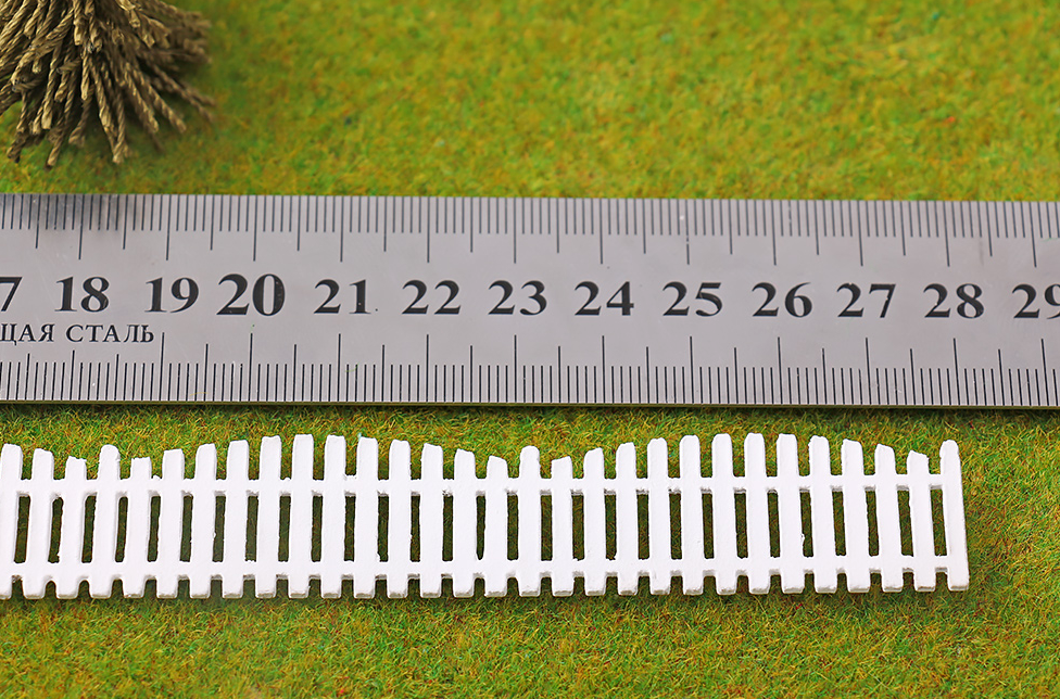 009zp006 Забор штакетник фигурный h=20мм/ длина 300мм