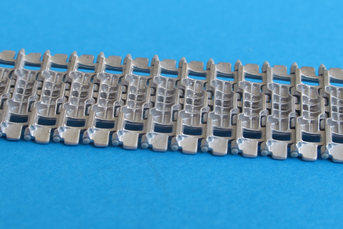 MTL-35026 Tracks for  JS-2 / JS-3 / ISU-122 / ISU-152 after 1945