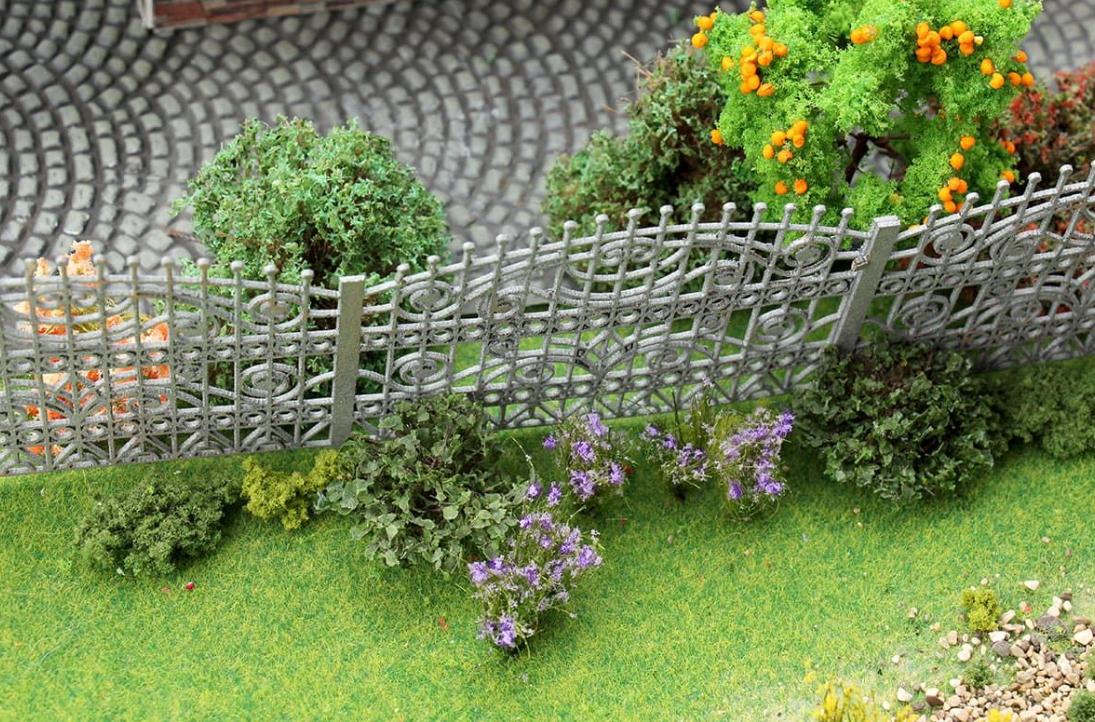 004pcv005 Цветущ.  растения д/диорамы. Сирен. 2,5-3см. 5шт.