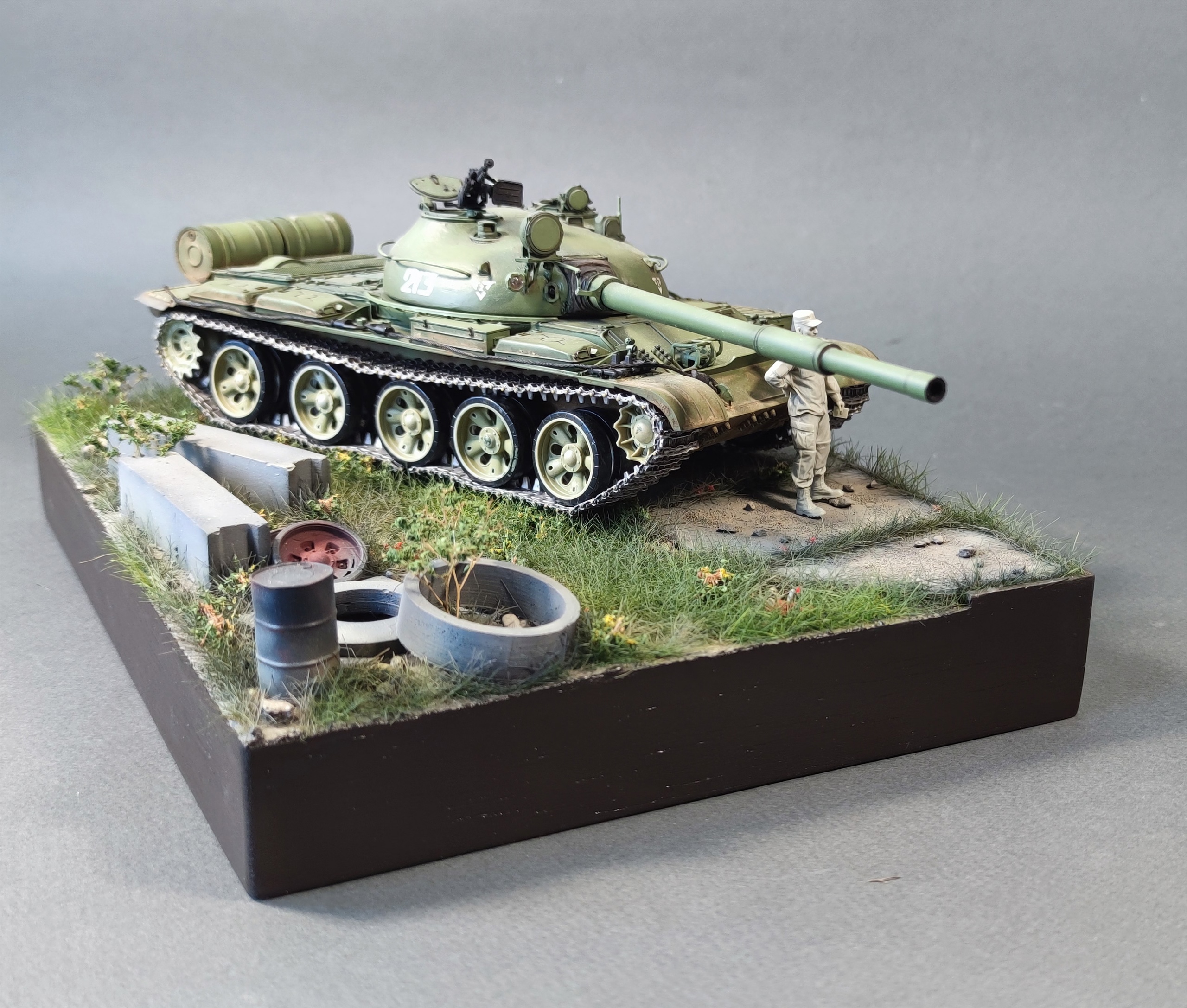 НЕ-35016 Подставка "Заброшенный полигон"