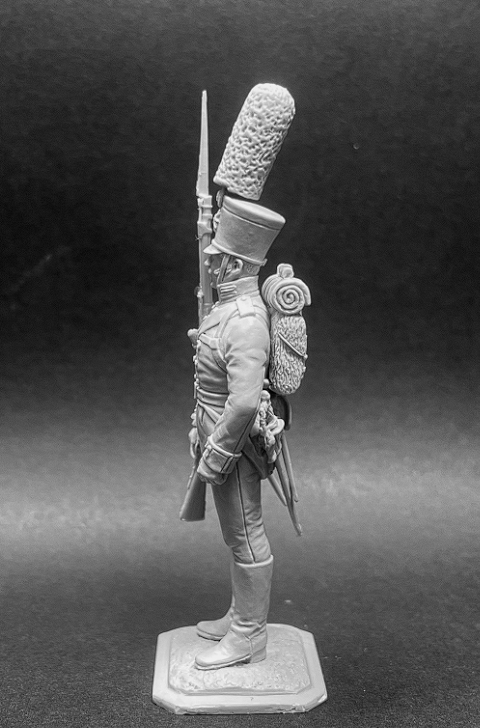 CHM-54376. Унтер-офицер гренадерского батальона полка Пешей Гвардии, Пруссия 1808-13 гг. 54 мм. Материал - смола. Chronos Miniatures