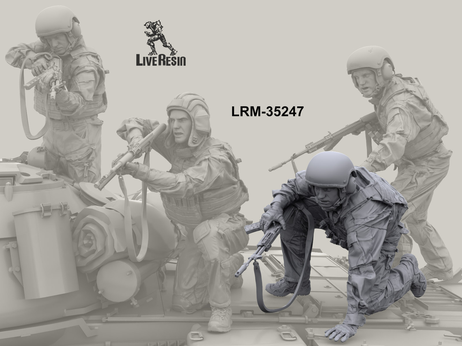 LRM35247 Современный Российский танкист - осматривает результат (Не для свободной продажи) 