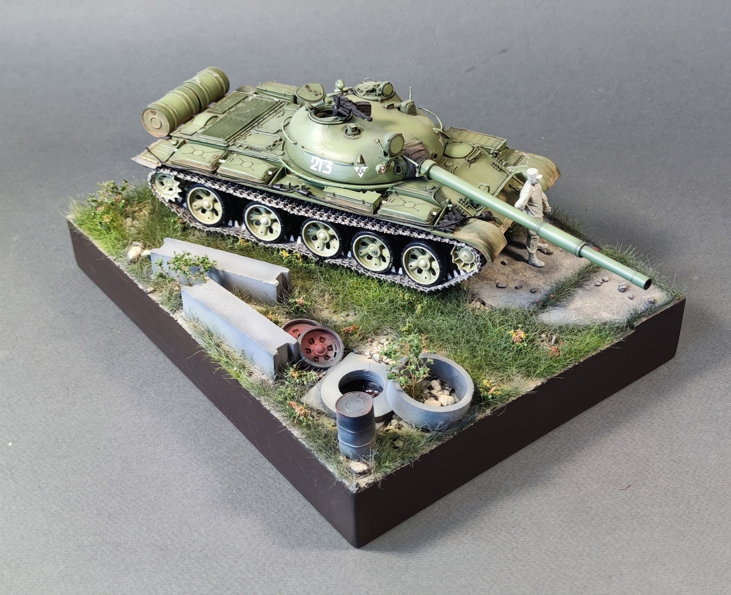 НЕ-35016 Подставка "Заброшенный полигон"