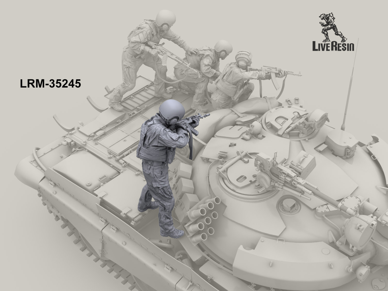 LRM35245 Современный Российский танкист - ведет огонь из за башни танка (Не для свободной продажи) 