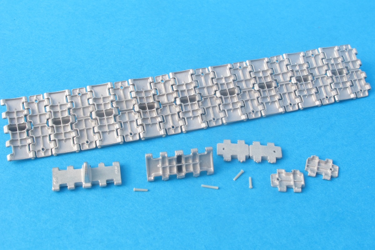 MTL-35024 Tracks for T-34 M1943 halves tracks