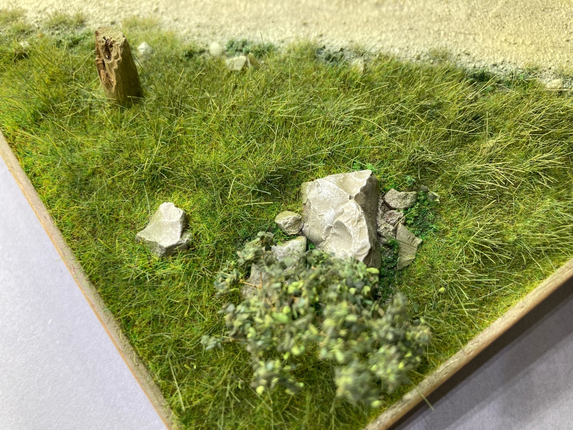 AM35590 Подставка авторская ручной работы «Дорога с забором»