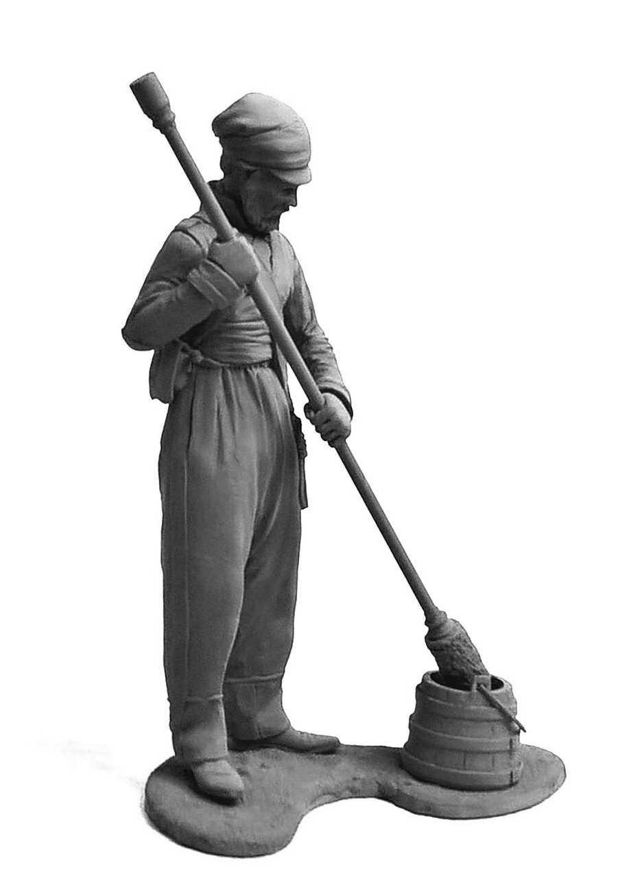 CHM-54333(M). Канонир (№1) орудийного расчета 6-фунтовой пушки конно-артиллерийских рот Донского казачьего войска, Россия 1809-16 гг. Материал - белый металл. Chronos Miniatures