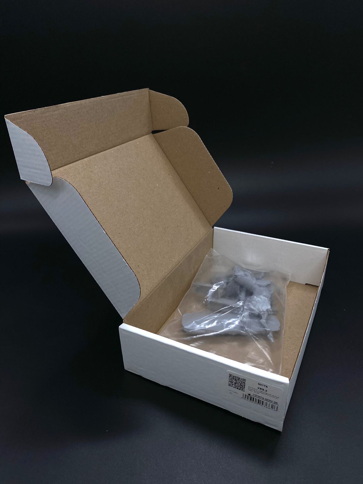 601ТБ ВИМ, бургундский конный рыцарь замахивается мечем на скаку Три Богатыря 601ТБ ВИМ, бургундский конный рыцарь замахивается мечем на скаку Три Богатыря