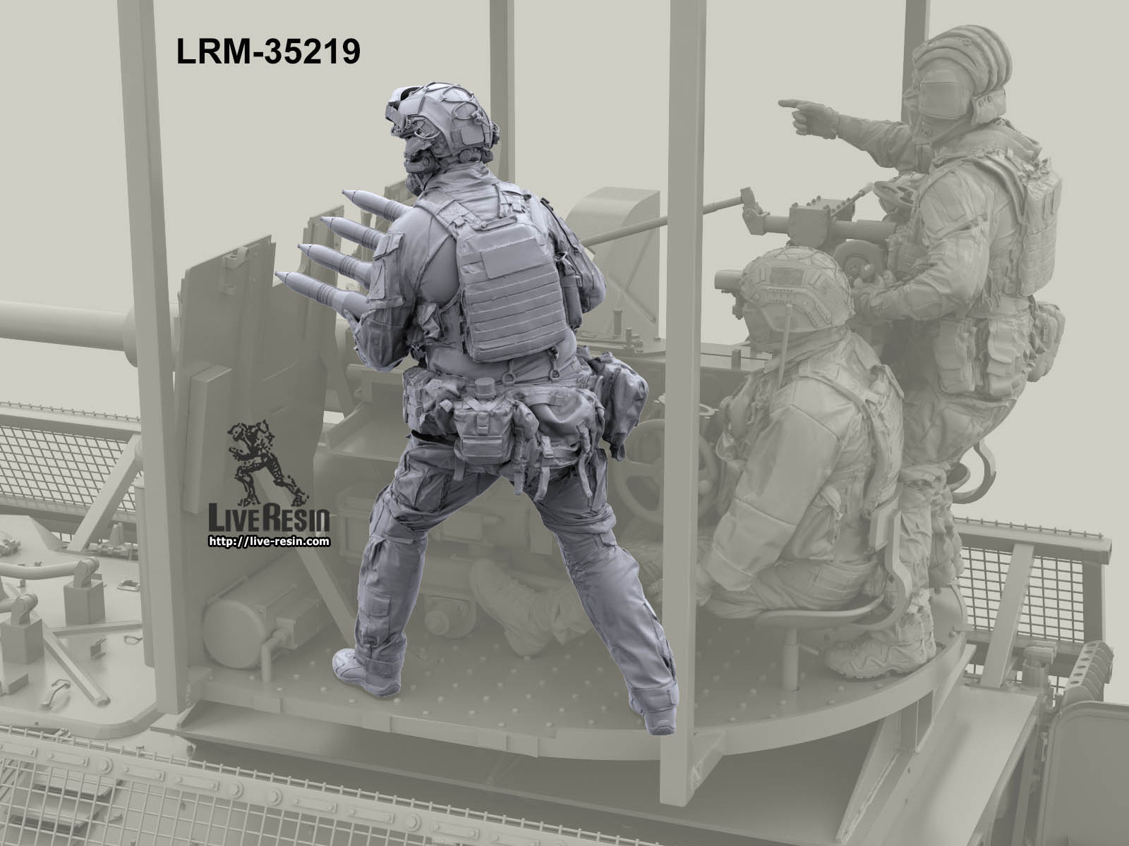 LRM35219 Российский современный артиллерист САУ заряжающий - 17 (Не для свободной продажи) Live Resin