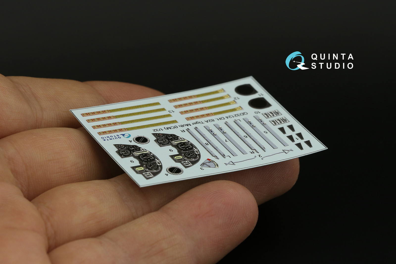 QD32124 3D Декаль интерьера кабины DH 82A Tiger Moth (ICM)