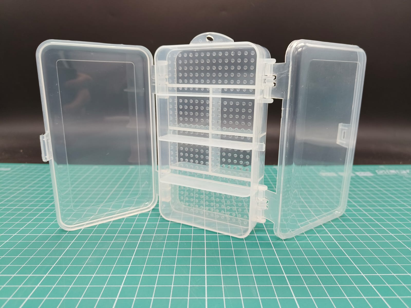 MW-BOX04 Прозрачный пластиковый ящик, двухсторонняя (с 6+4 ячейки) 14.4х8.5х4.3см