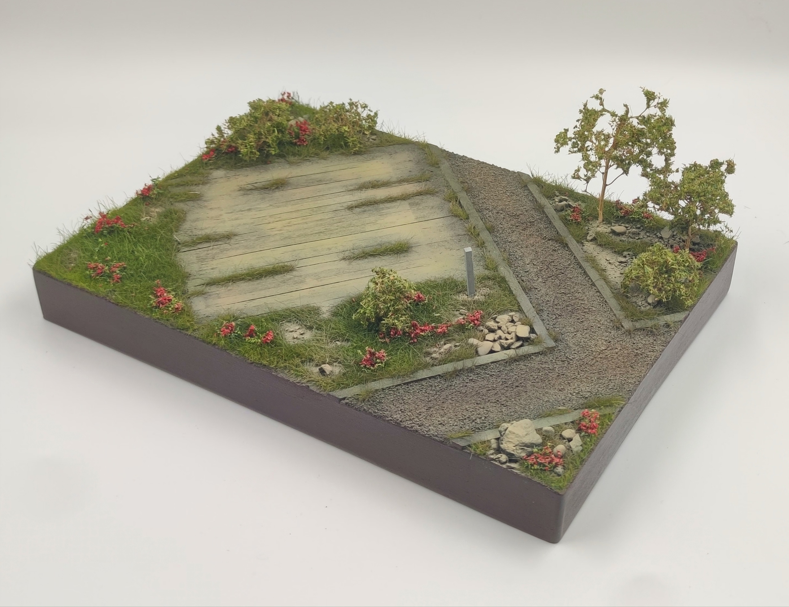 HE-48023 Подставка Музей Размер 29.5х20см