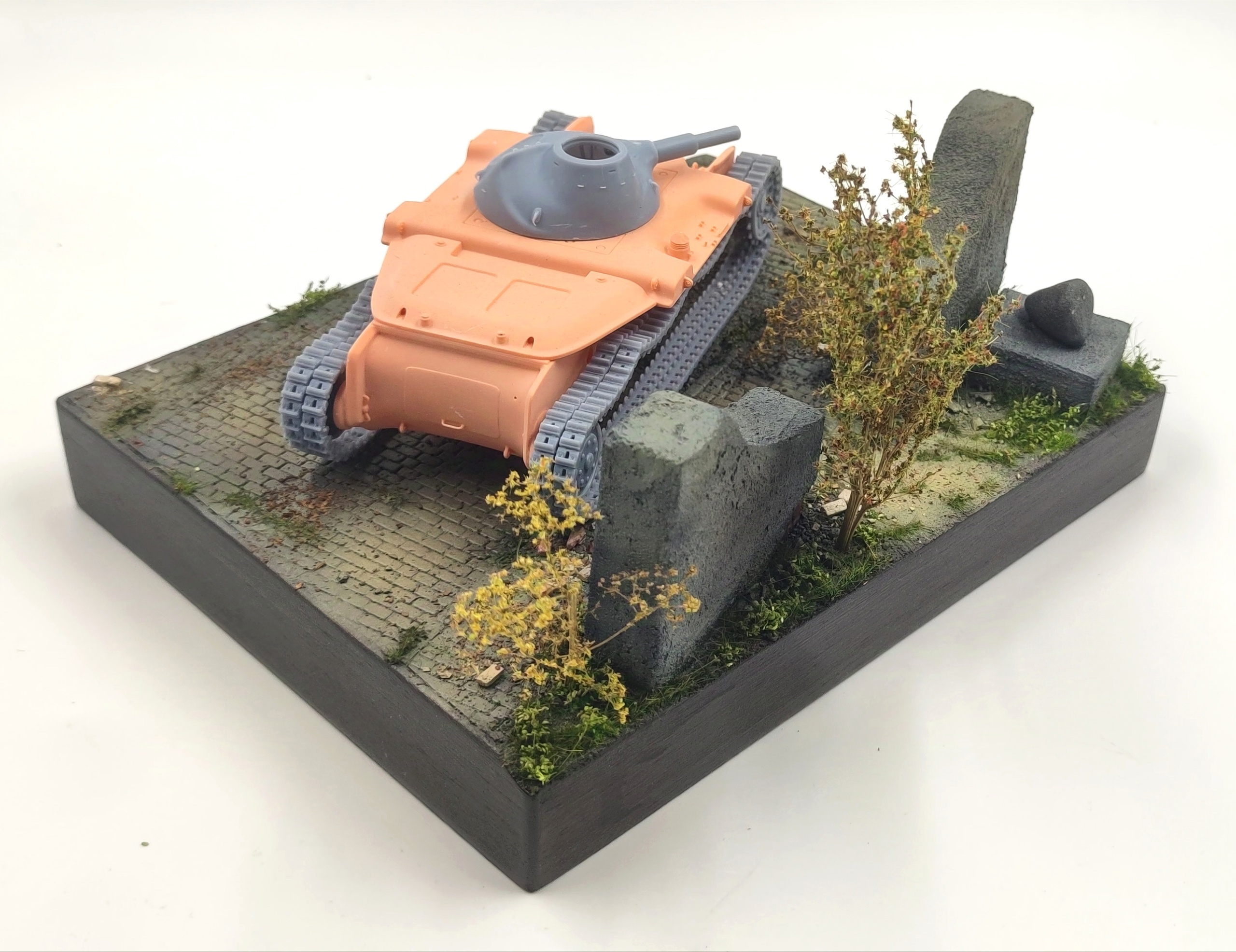 HE-35126 Подставка музей минералогии во Франции Размер 25*20см