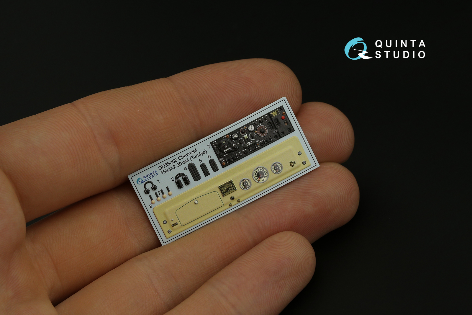 QD35058 3D Декаль интерьера Chevrolet 1533X2 30cwt LRDG (Tamiya)