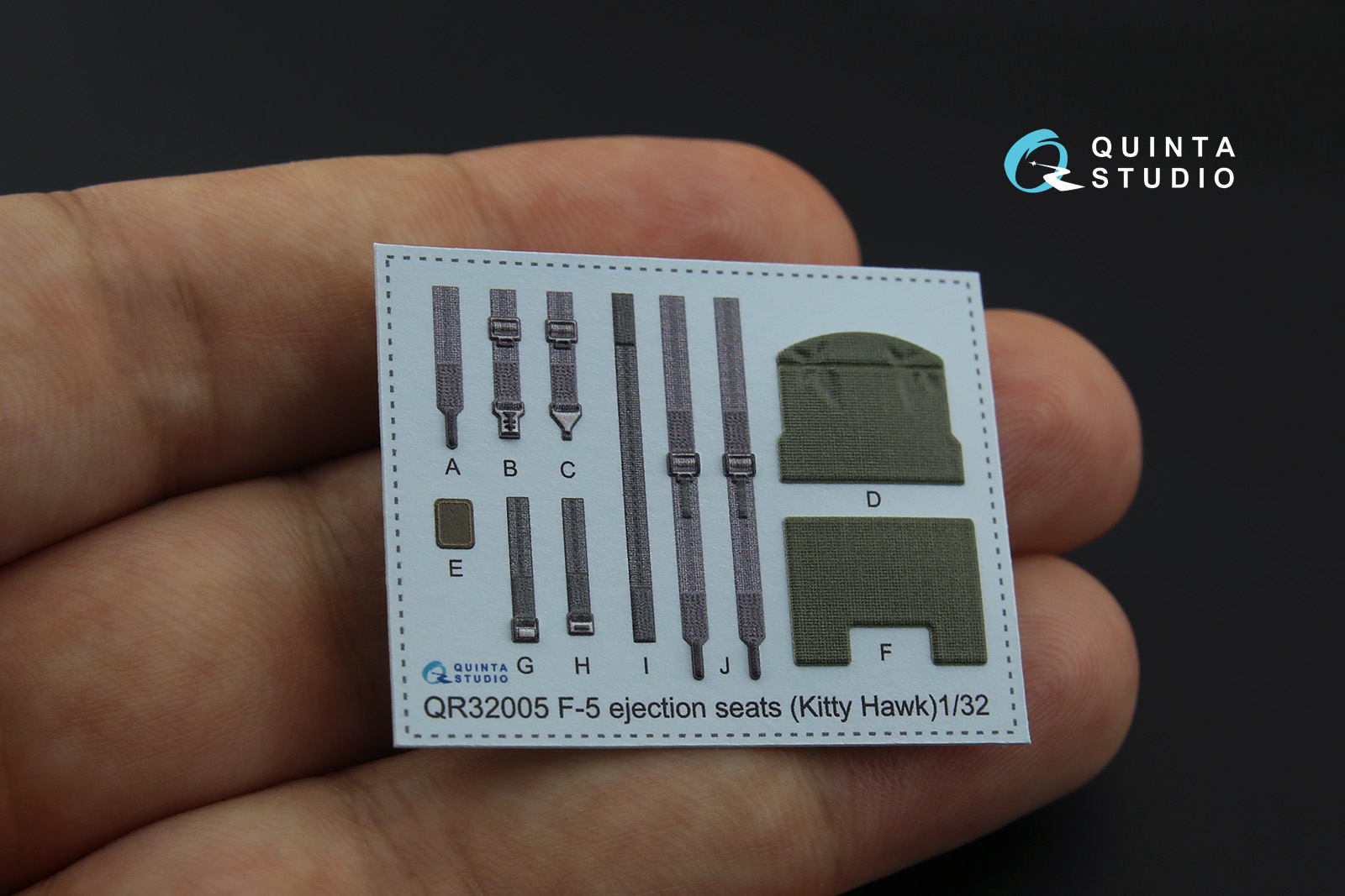 QD32081 3D Декаль интерьера кабины F-5F (для модели KittyHawk)