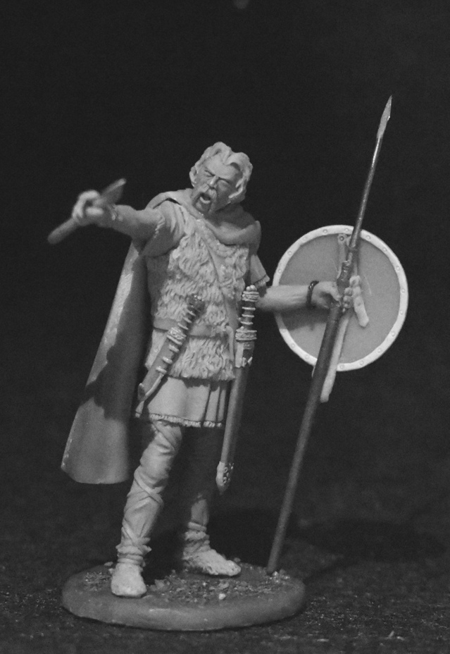 CHM-54278(M). Франкский воин, 5-6 века н.э.54 мм. Материал - белый металл. Chronos Miniatures CHM-54278(M). Франкский воин, 5-6 века н.э.54 мм. Материал - белый металл. Chronos Miniatures