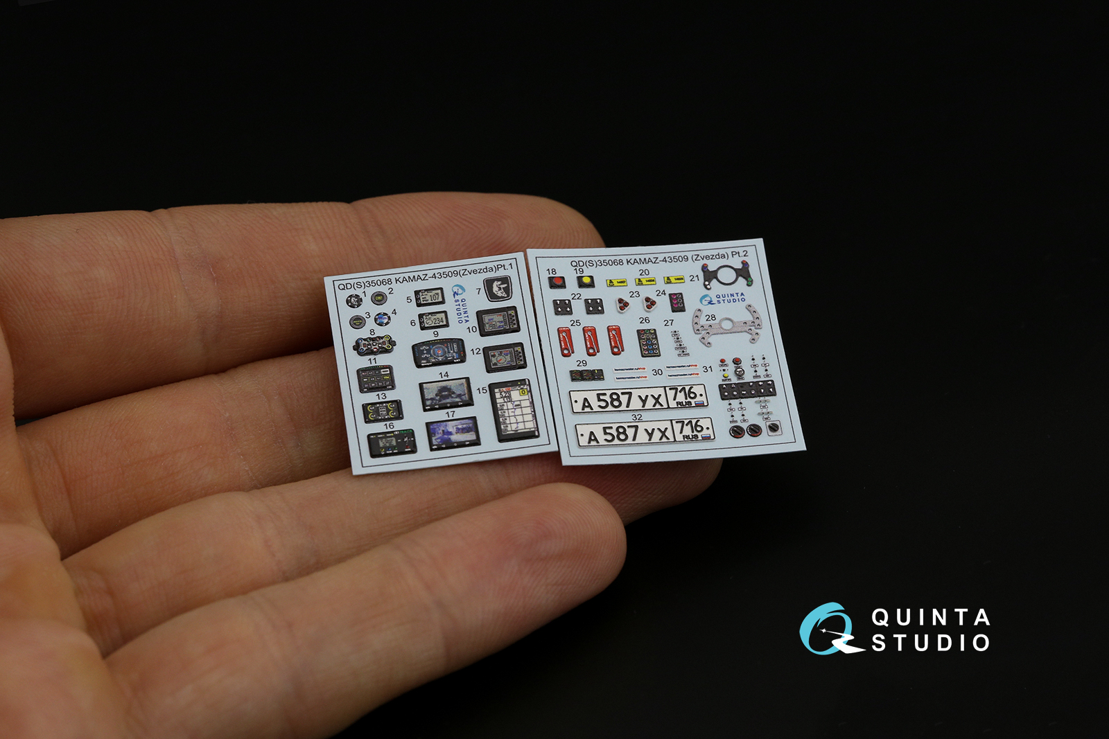 QDS-35068 3D Декаль интерьера КАМАЗ-43509 (Звезда) (малая версия)