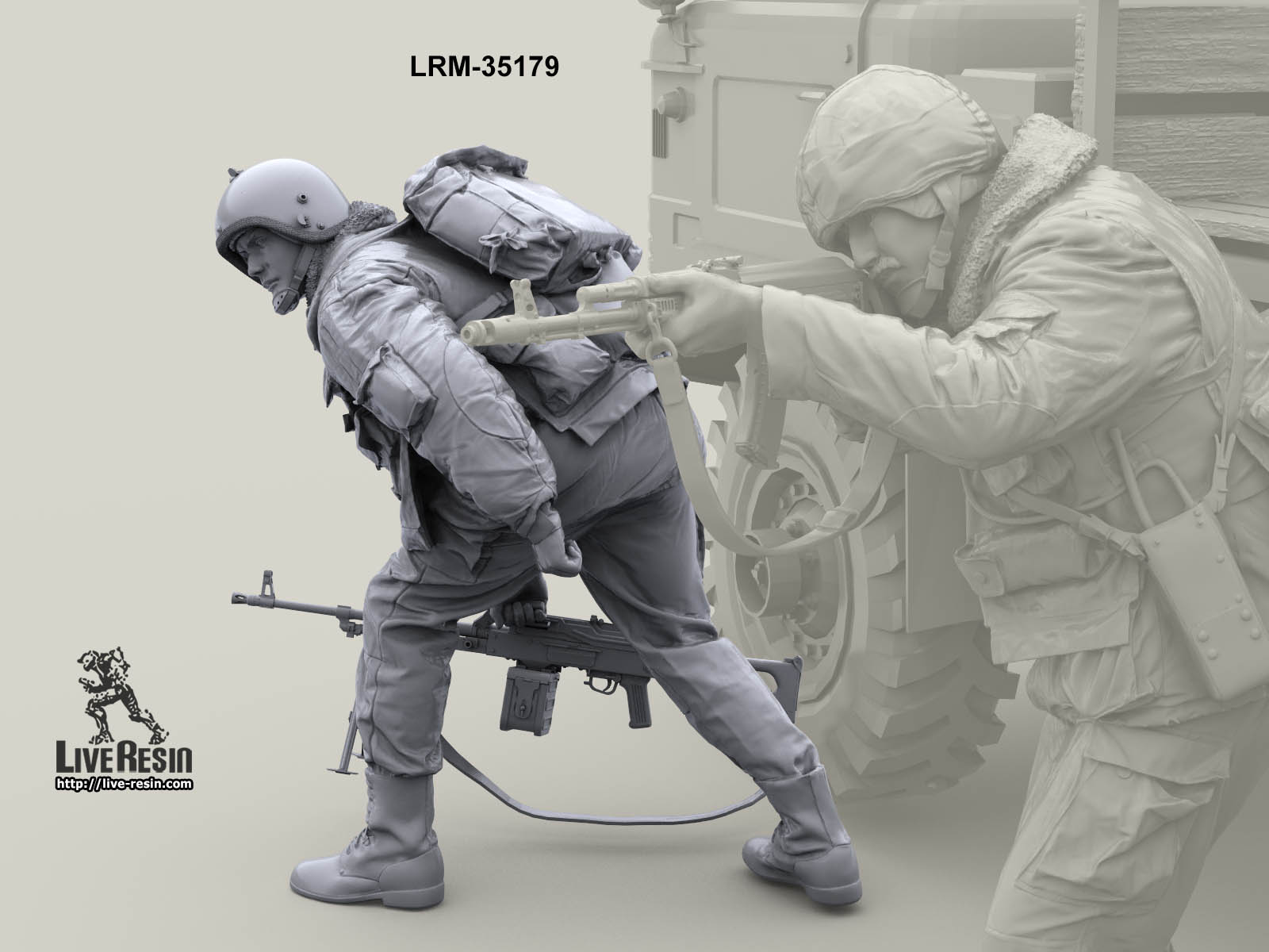 LRM35179 Военнослужащий ВВ, перебегает с пулеметом ПКМ в руке Live Resin