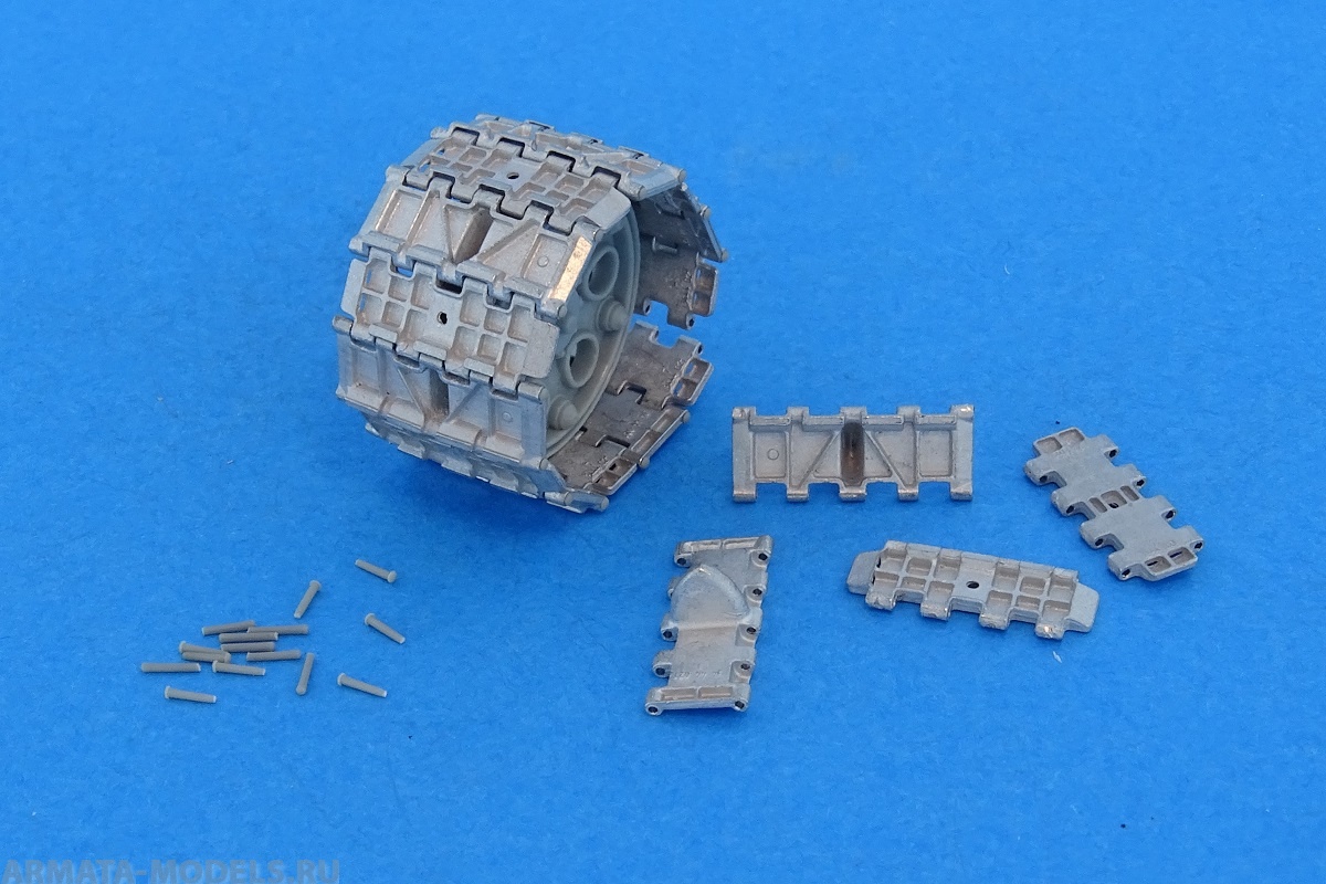MTL-35196 Tracks for T-34 1942 V Type 2 MTL-35196 Tracks for T-34 1942 V Type 2