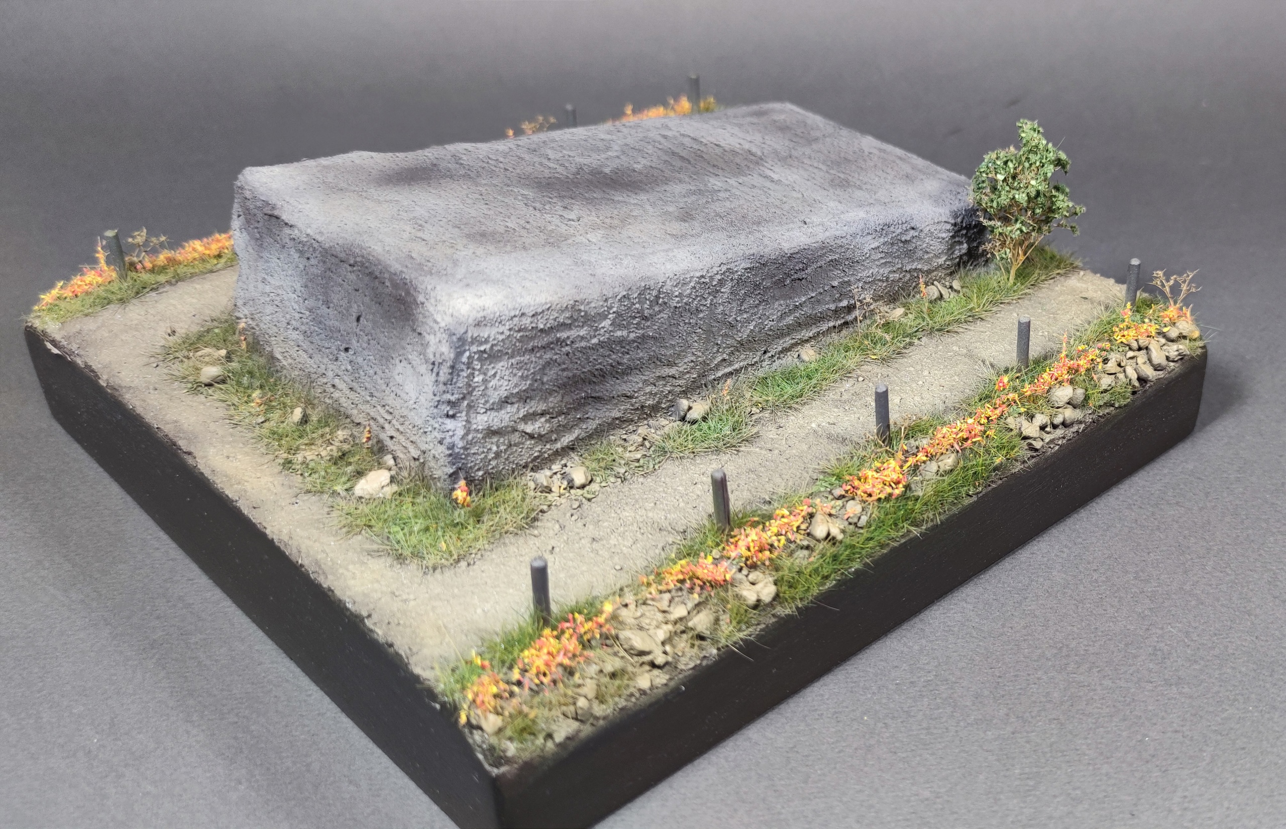 НЕ-35047 Подставка Стз-5 Катюша "Памятник" Размер 20*20 Фигурки в комплект не входят, отдельный набор