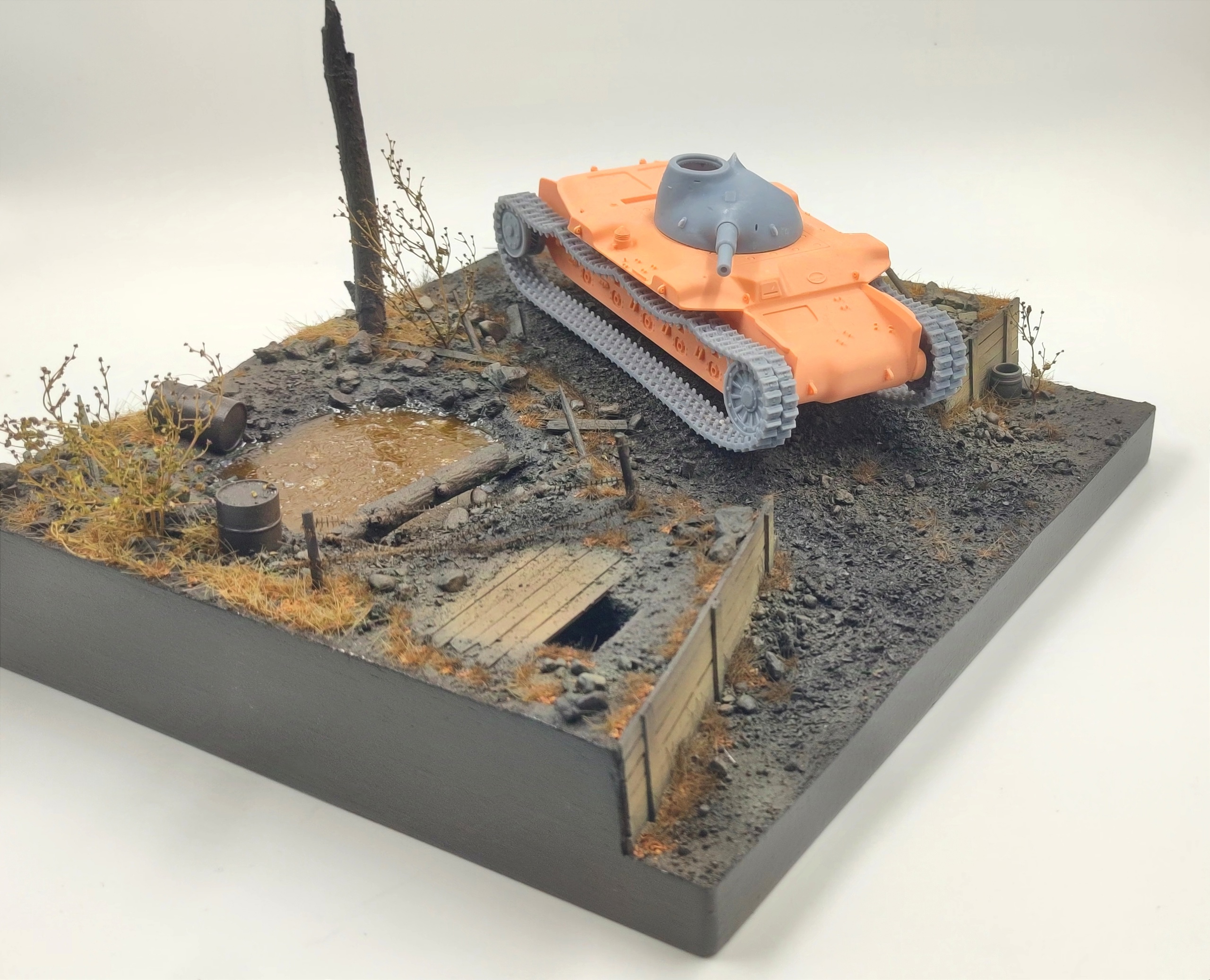 HE-35127 Подставка атака окопа Размер 30*25см