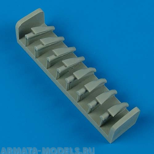 QB72358  Halifax B Mk.I/II Exhaust Type B 1/72