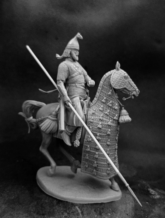 CHM-54368. Воин-саваран династии Сасанидов, 3-5 века н.э. (2 варианта голов, 2 варианта левой руки). 54 мм. Материал - смола. Chronos Miniatures