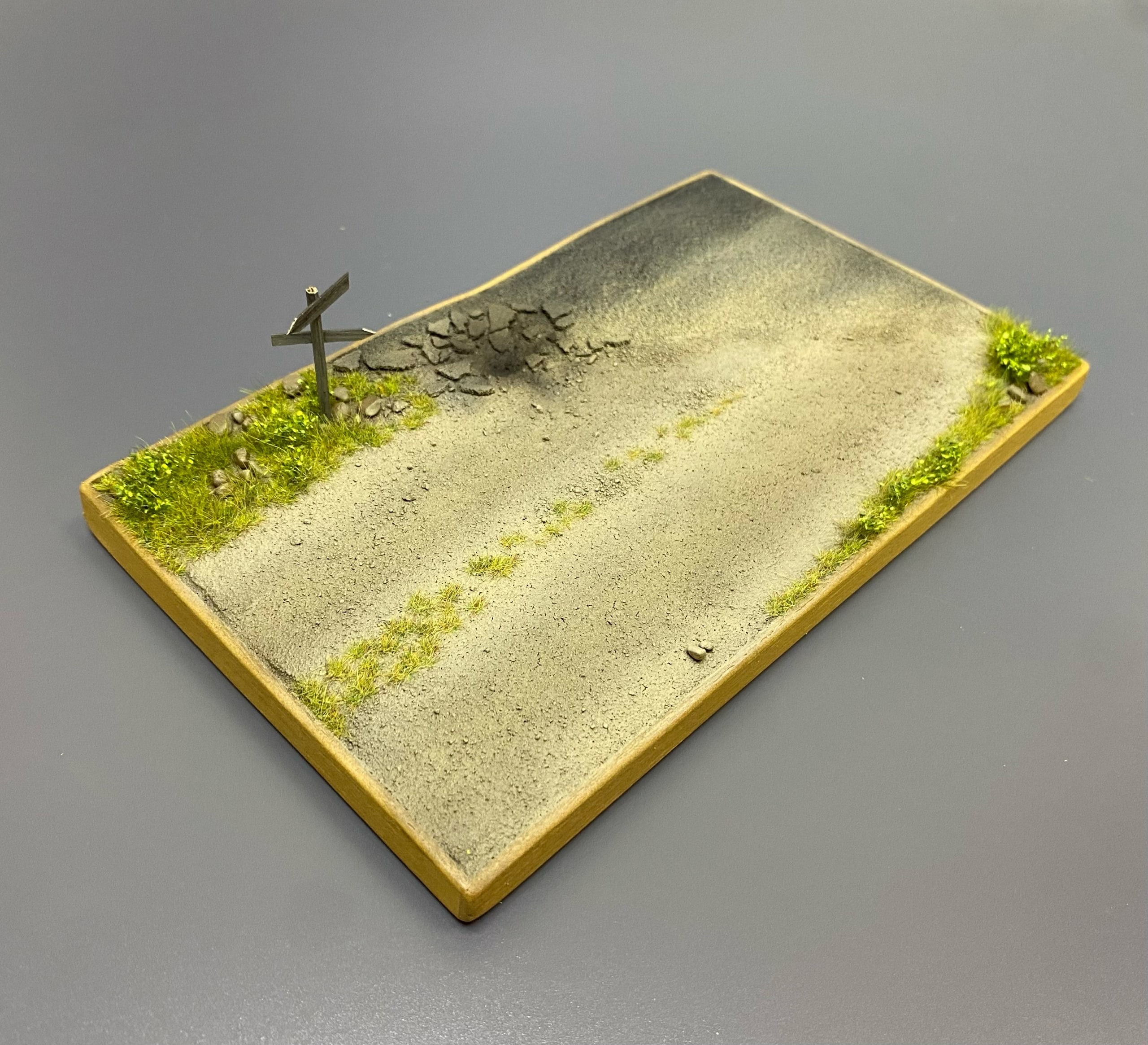 AM72297 В патруле. Размер 12*20см.