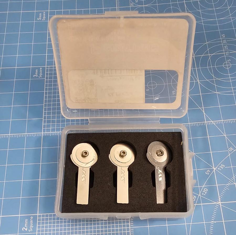 4945J Набор ревитеров d 15 мм, шаг - 0,35/0,4/0,45 мм, 3 шт.