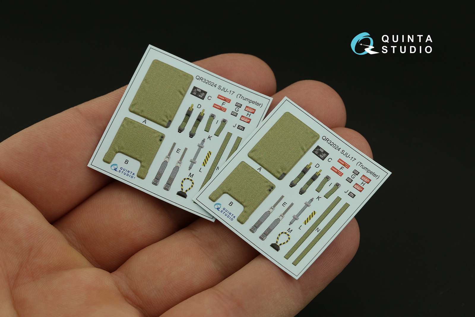 QD32123 3D Декаль интерьера кабины F/A-18F early (Trumpeter)