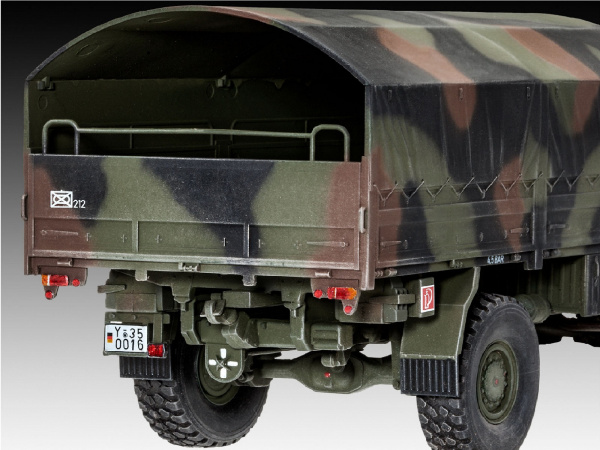 03257 Высокомобильный внедорожник LKW 5t.mil gl (4x4 Truck) Revell