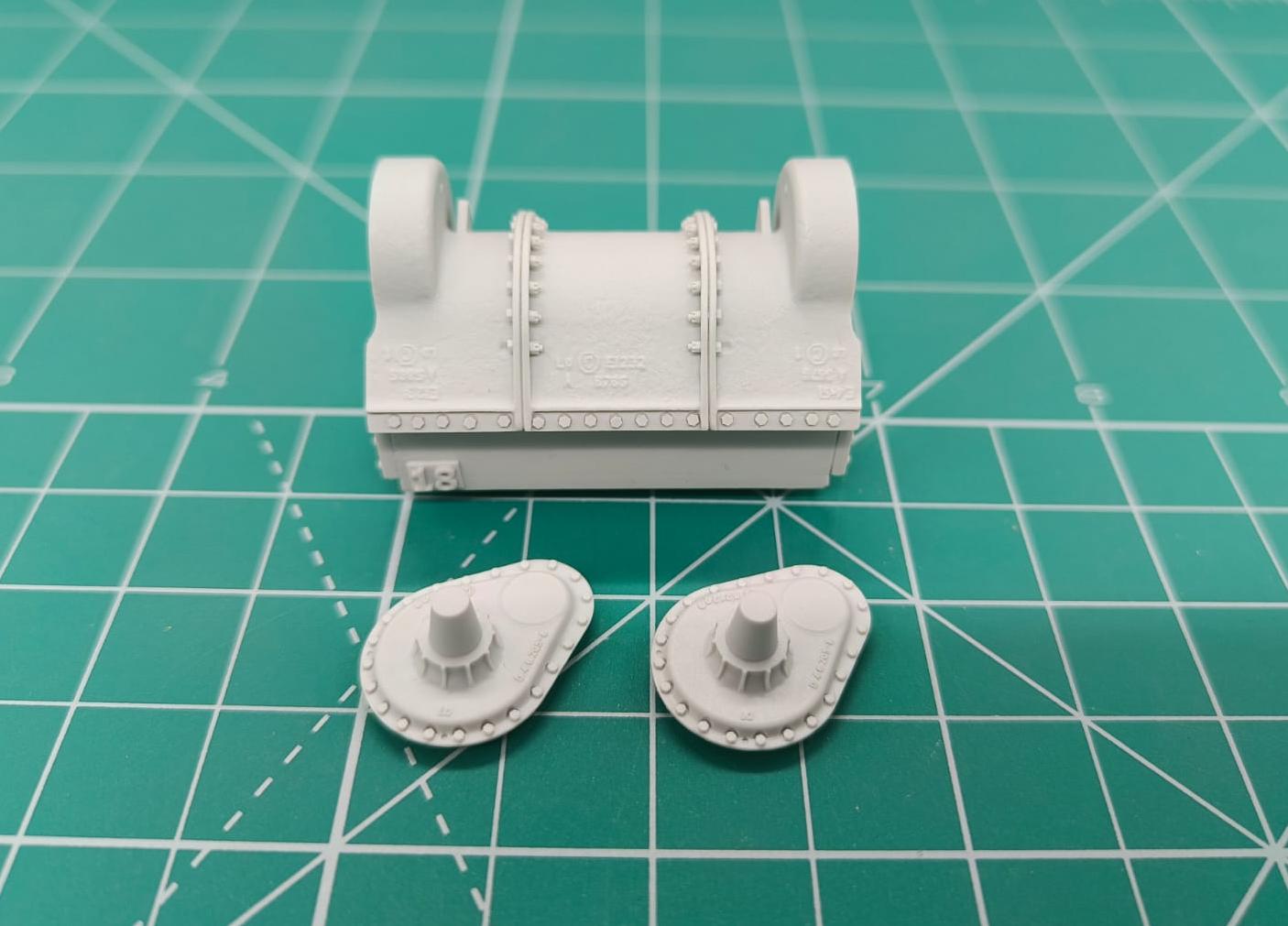 35018FURY Миниатюра US tank M4 Sherman Three-piece FDA (late)