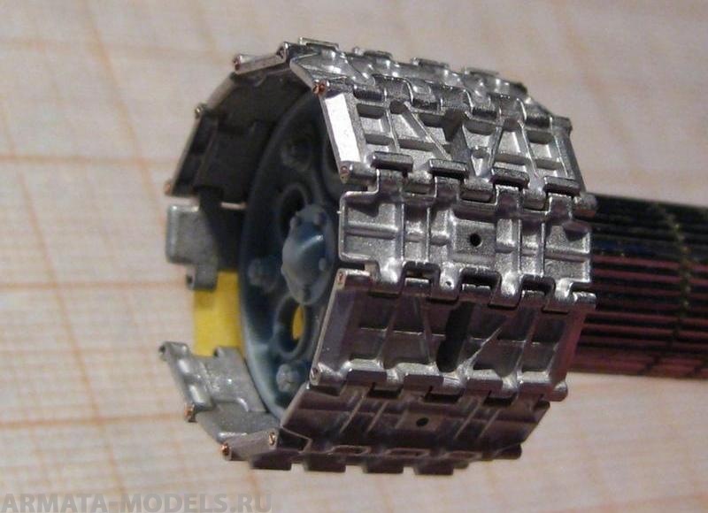 MTL-35197 Tracks for T-34 1942 V Type 3 MTL-35197 Tracks for T-34 1942 V Type 3