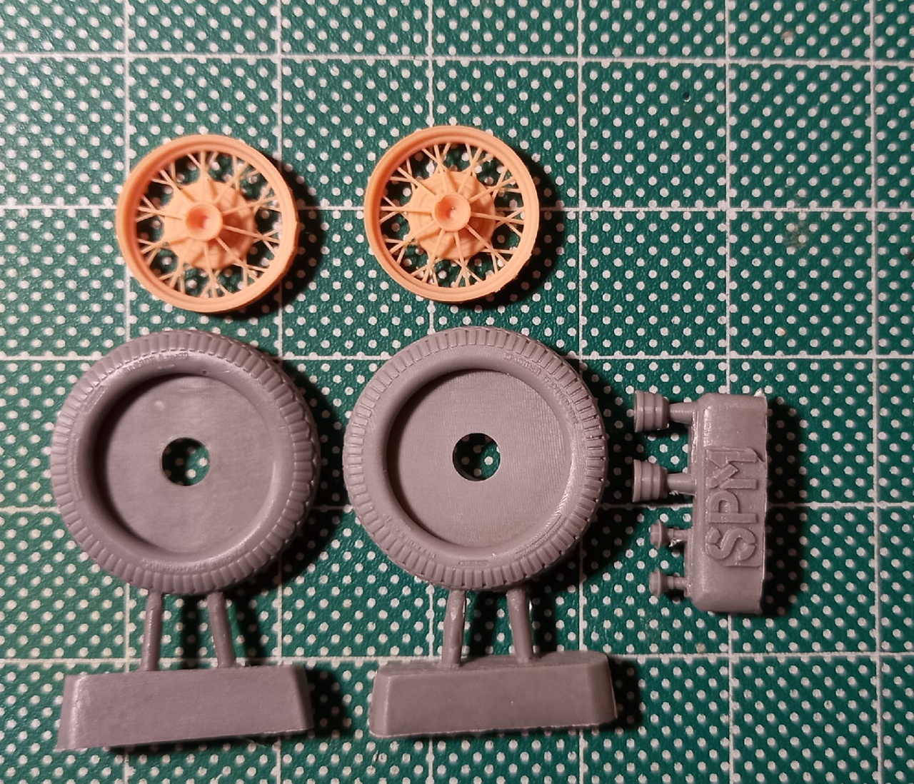 SPM35038 Набор колес для артиллерии ЗИК-1 поздний тип КТ