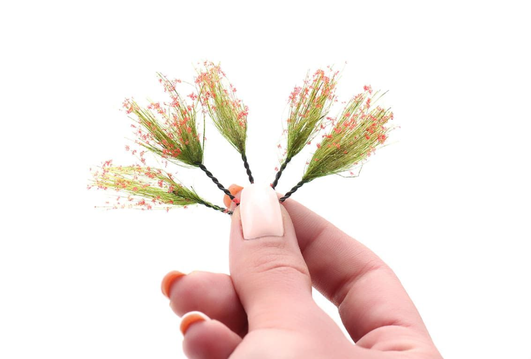 004pcv002 Цветущ. растения д/диорамы. Красные. 2,5-3см. 5шт.