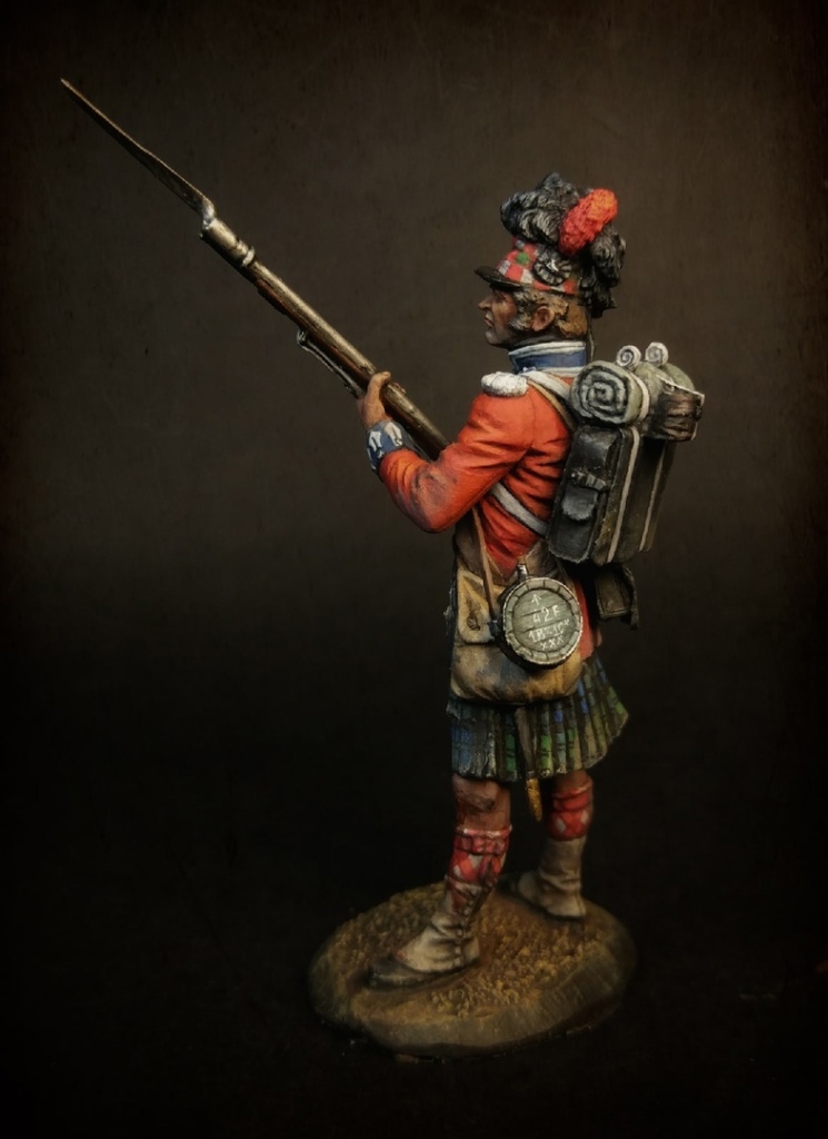 VD-54004(M). Рядовой (№1) 42-го (Королевских Шотландских горцев) пехотного полка quot;Черная Стражаquot;, 1815 г. 54 мм. Материал - белый металл. Chronos Miniatures