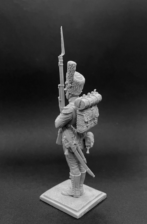 CHM-54263. Карабинер элитной роты батальона гвардейских егерей, Вестфалия 1808-13 гг. 54 мм. Материал - смола. Chronos Miniatures