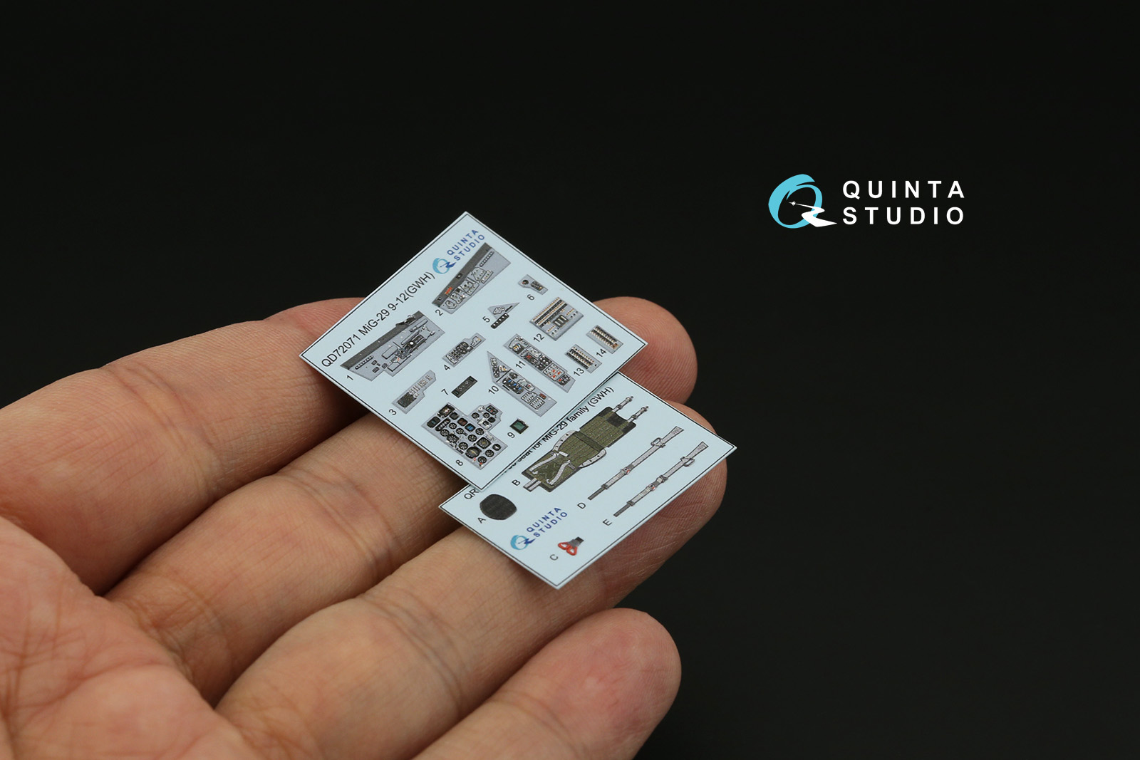 QD72071 3D Декаль интерьера кабины МиГ-29 9-12 (GWH)