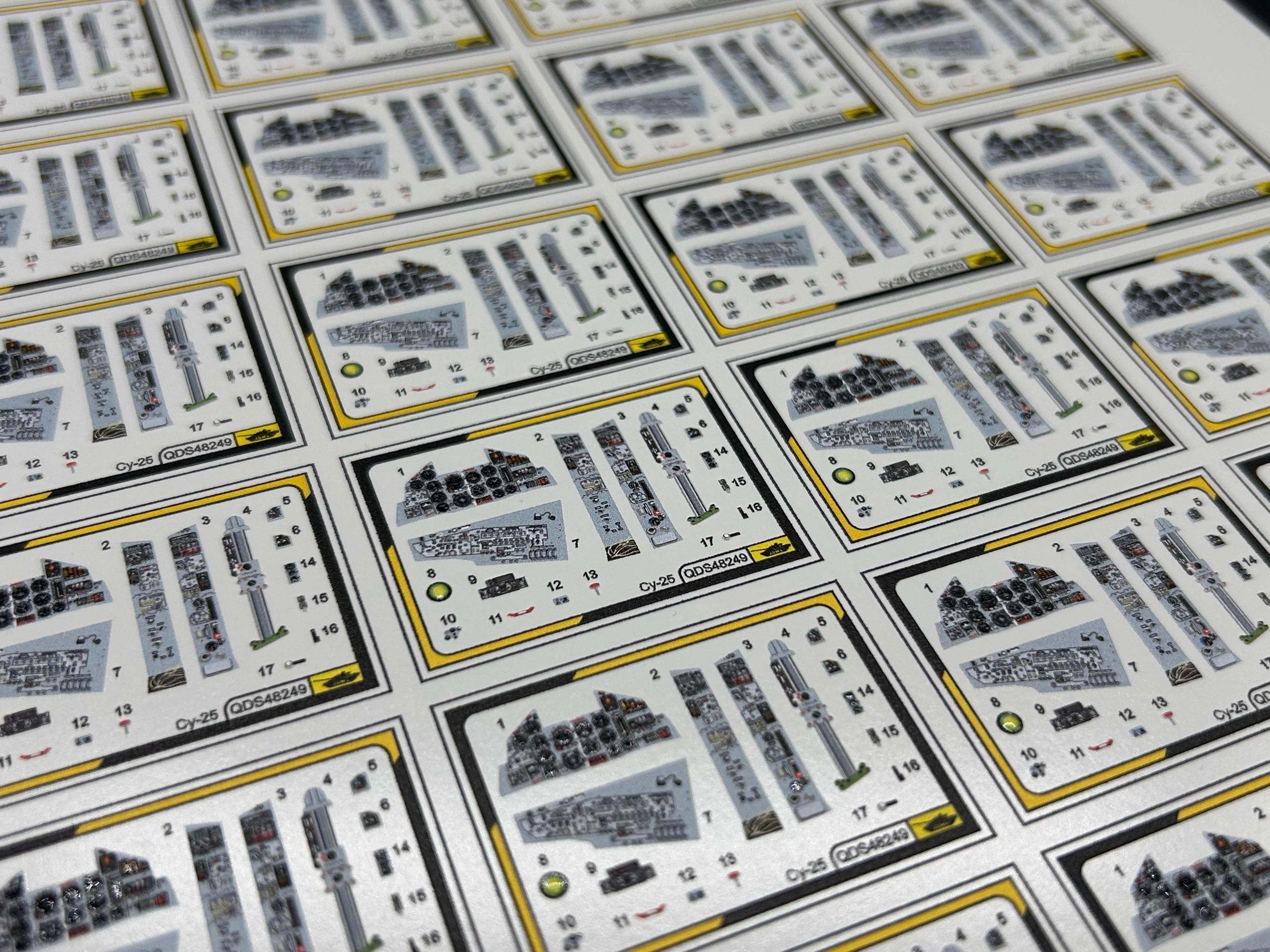 QDS48249 3D Декаль Су-25