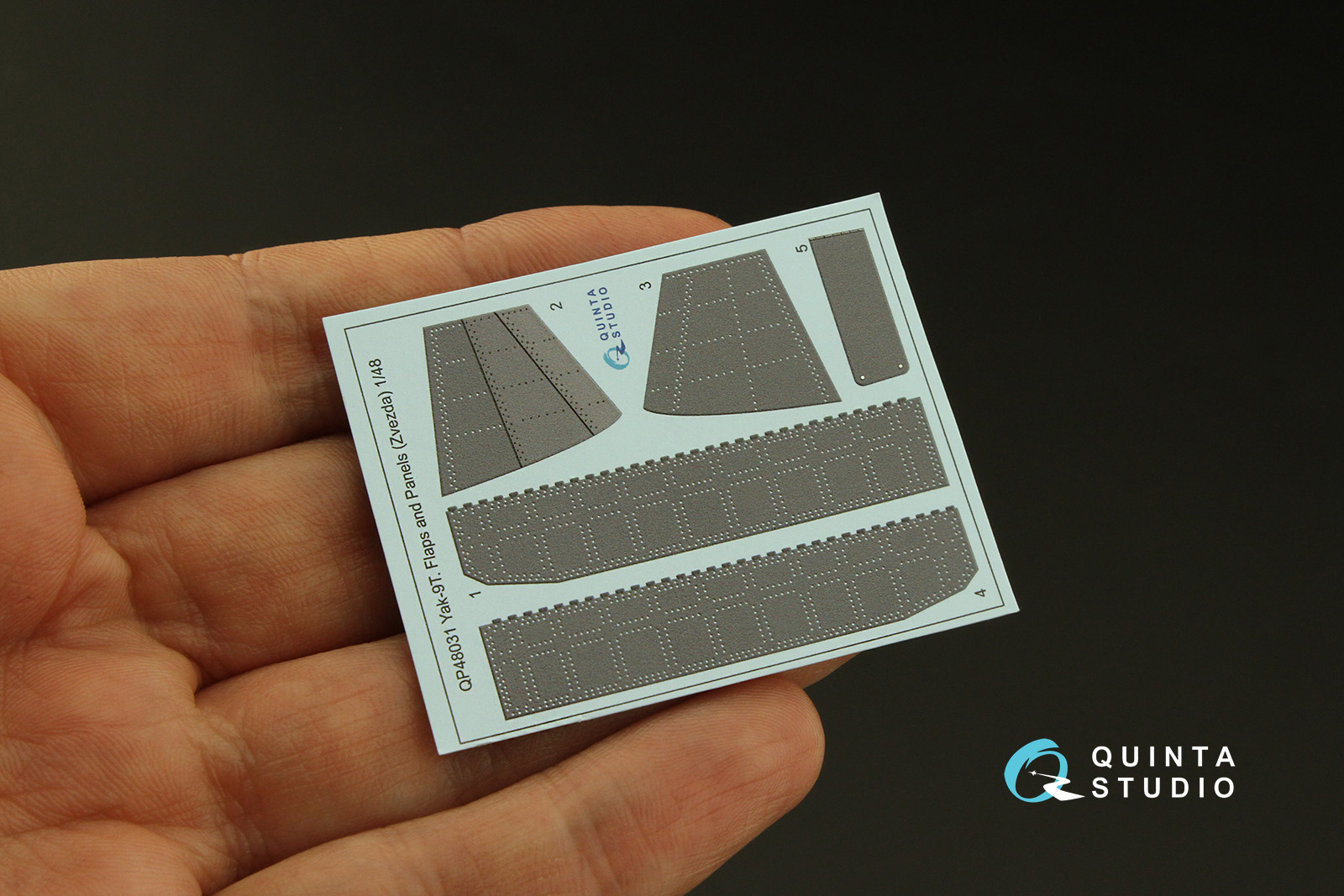 QP48031 Щитки и панели для Як-9Т (Звезда)