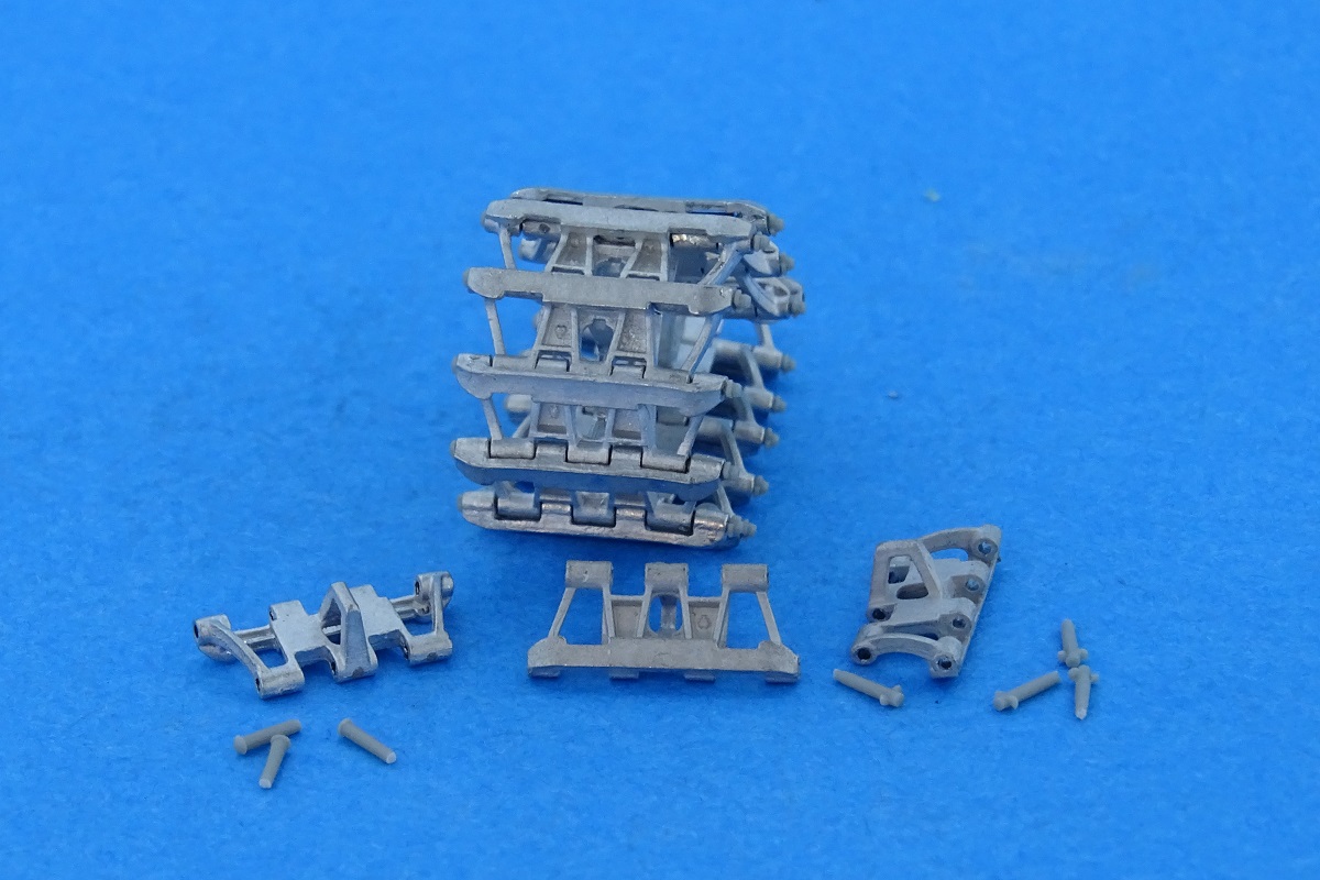 MTL-35015 Tracks for  Pz.Kpfw.III 380 mm  long-horne