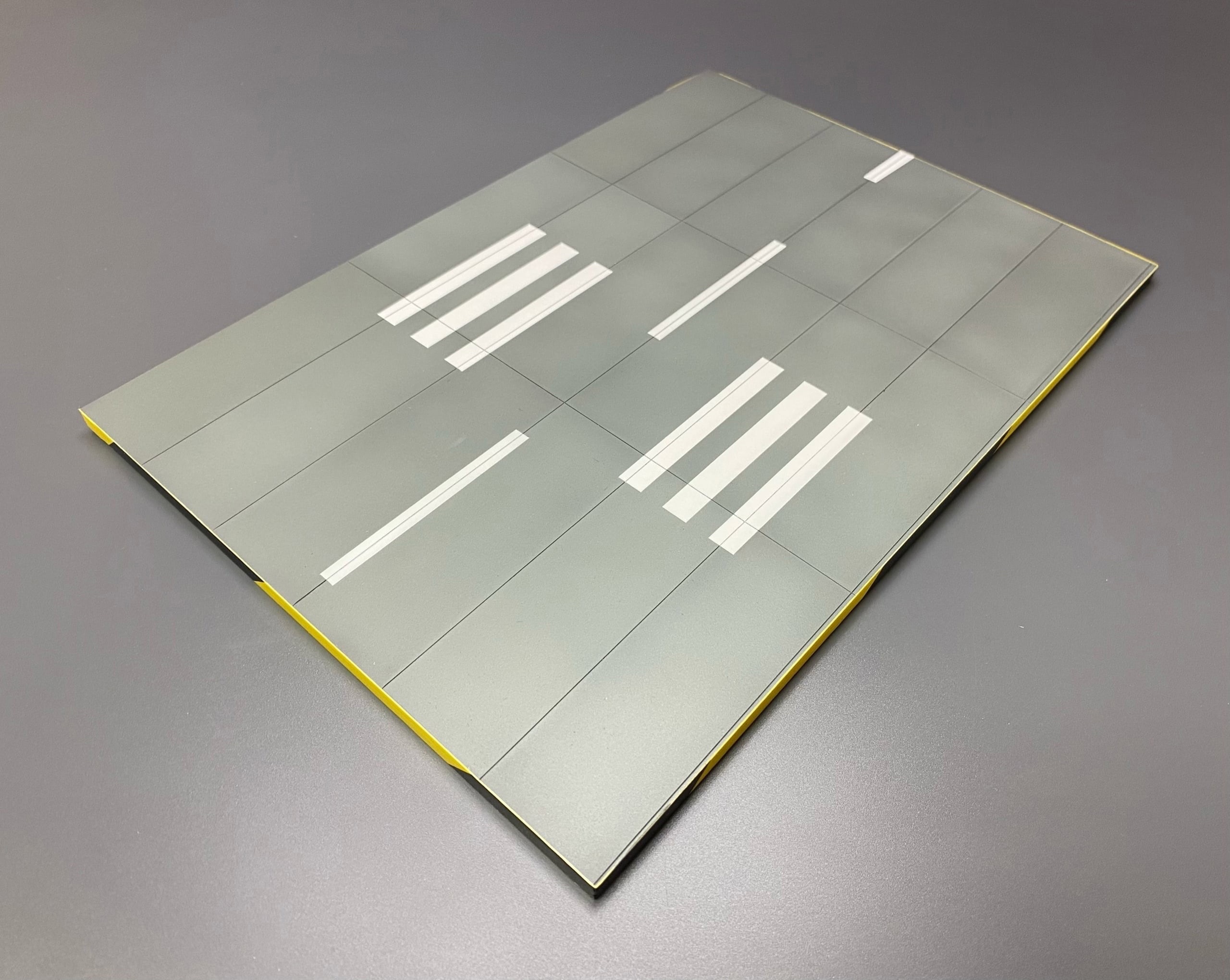 AM14487 Взлетно-посадочная полоса. Масштаб 1/144. Размер 30*21см.