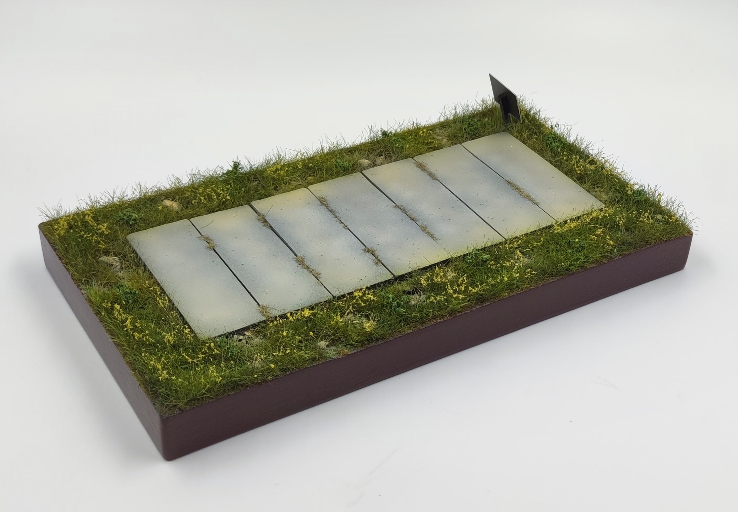 HE-35078 Подставка "Экспозиция в музее"