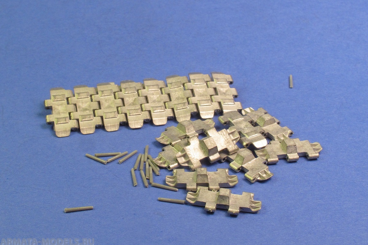 MTL-35037 Tracks for B-4 Soviet howitzer MTL-35037 Tracks for B-4 Soviet howitzer