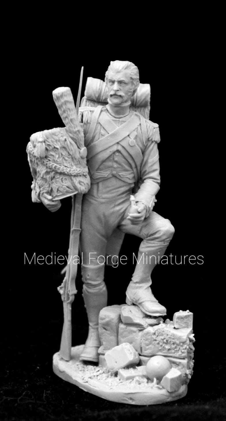 C-75-074 Фигура Grenadier a pied de la Garde Imperiale Medieval Forge Miniatures
