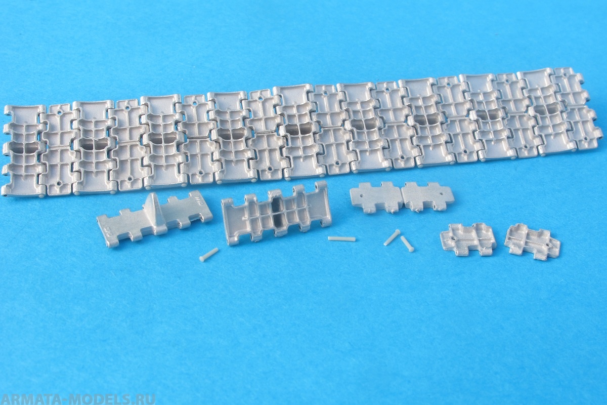 MTL-35024 Tracks for T-34 M1943 halves tracks MTL-35024 Tracks for T-34 M1943 halves tracks