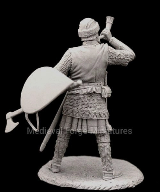 C-75-112 Фигура The Russian warrior of the 13th century Medieval Forge Miniatures