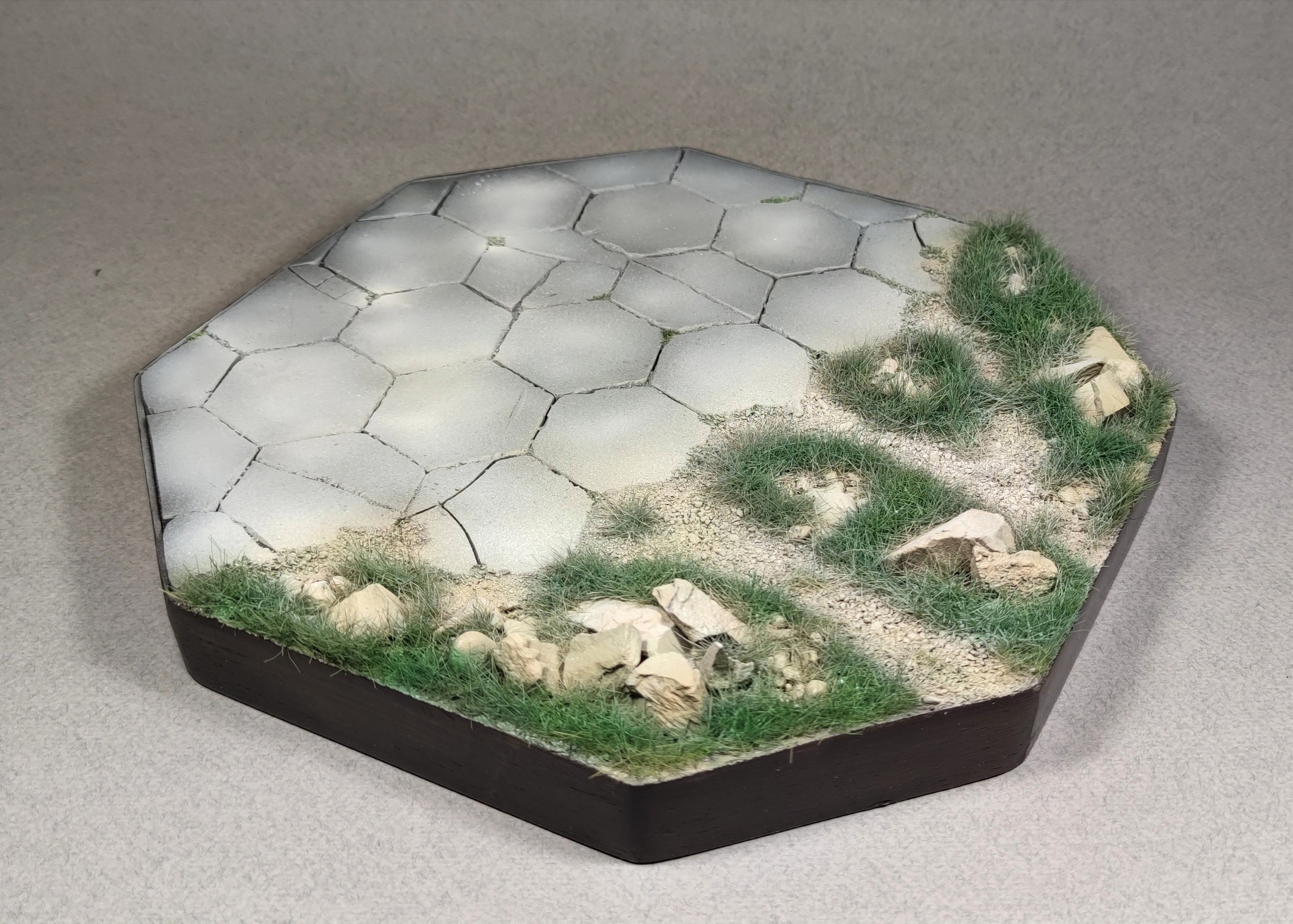 AM48254 Авторская подставка премиум уровня &amp;amp;quot;Где-то в Чечне&amp;amp;quot; октагон