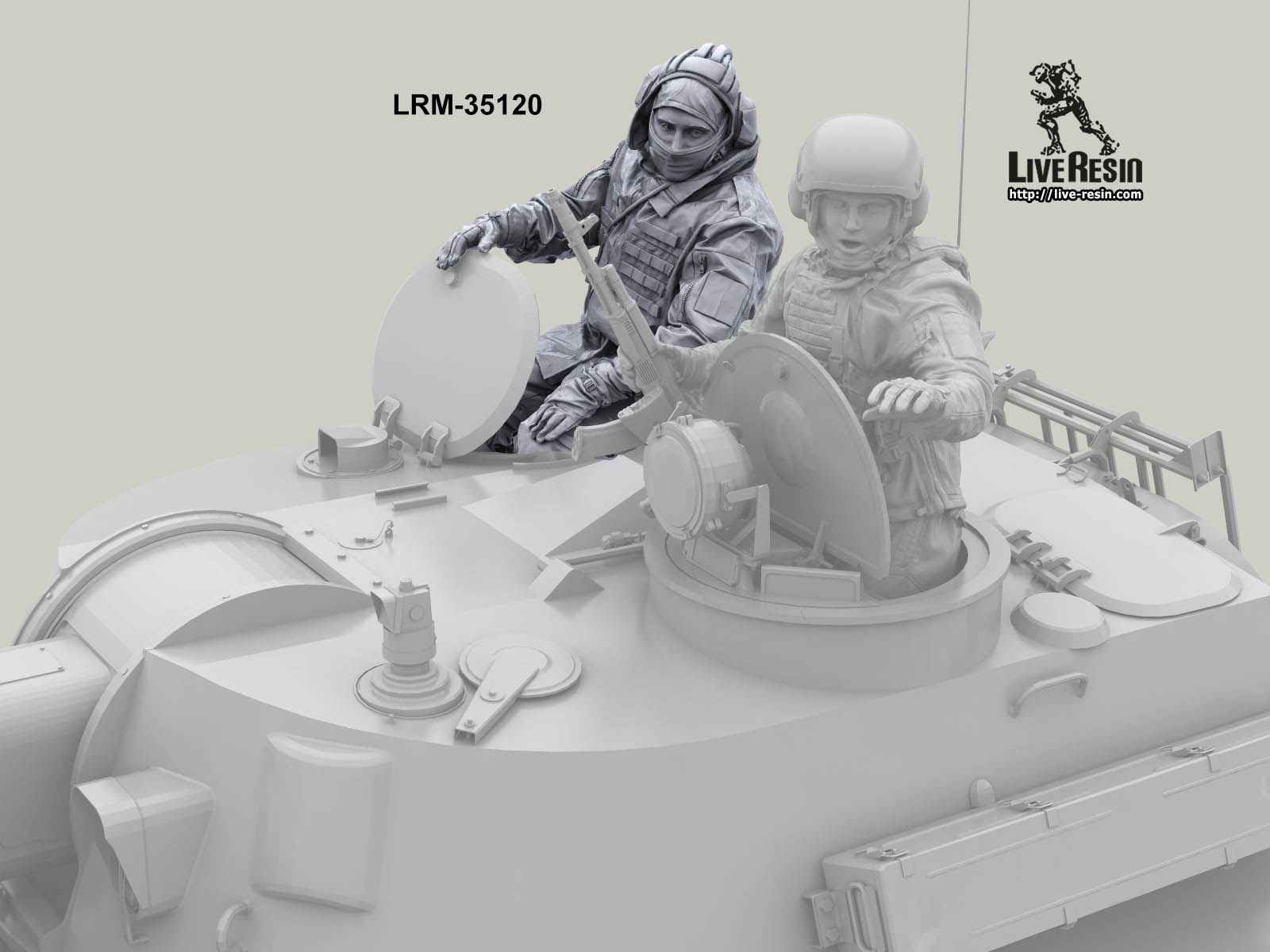 LRM35120 Современные Российские солдаты - танкист в башенном люке Live Resin