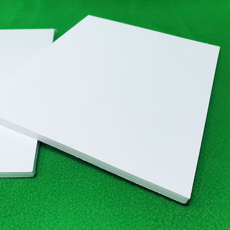 5603 пенокартон белый лист 10,0 мм - 200х250 мм - 1 шт